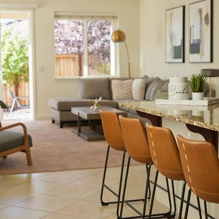 New Upscale House, Tahoe 30-Min W/ Cal King Рино Экстерьер фото
