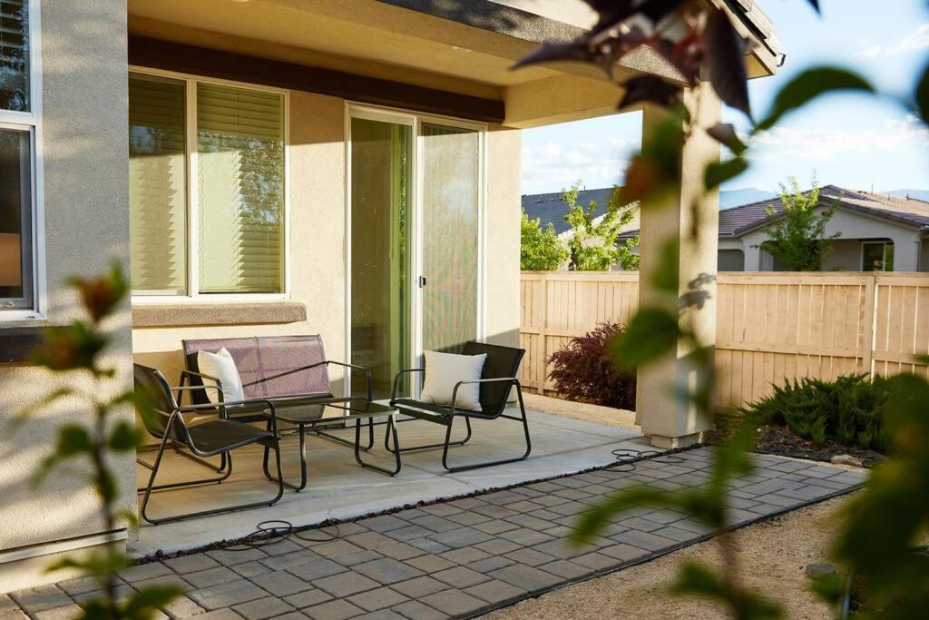 New Upscale House, Tahoe 30-Min W/ Cal King Рино Экстерьер фото