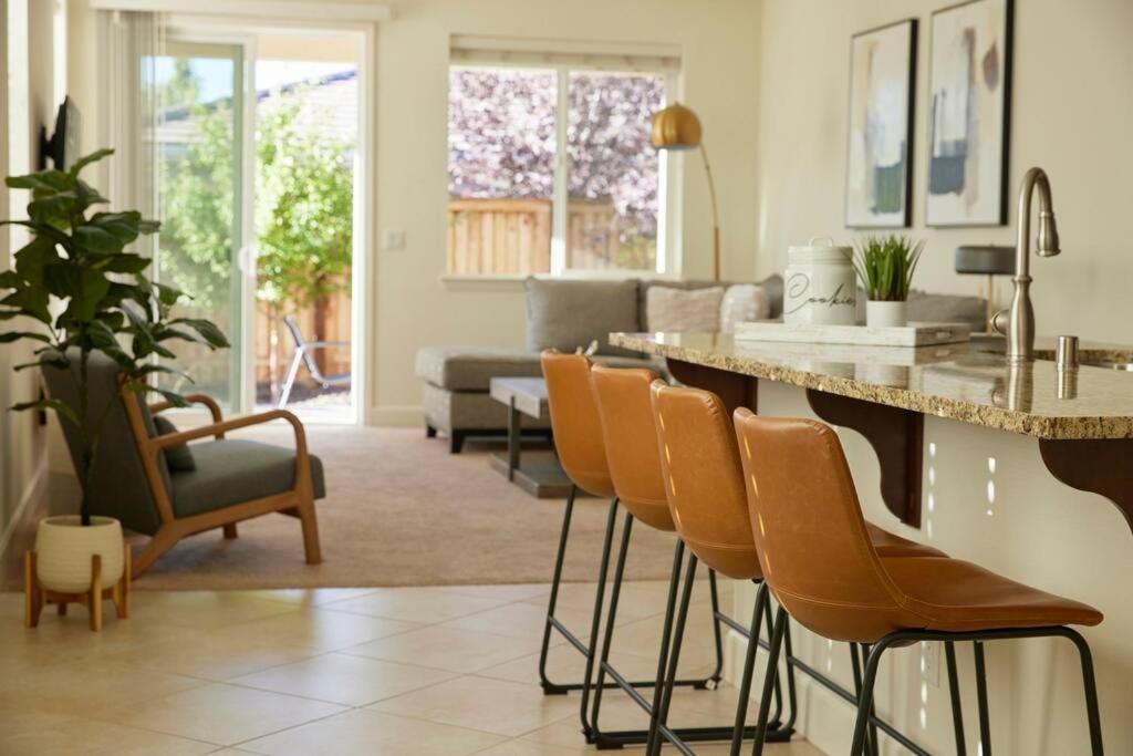 New Upscale House, Tahoe 30-Min W/ Cal King Рино Экстерьер фото