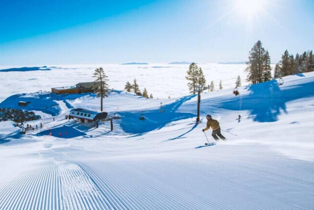 New Upscale House, Tahoe 30-Min W/ Cal King Рино Экстерьер фото